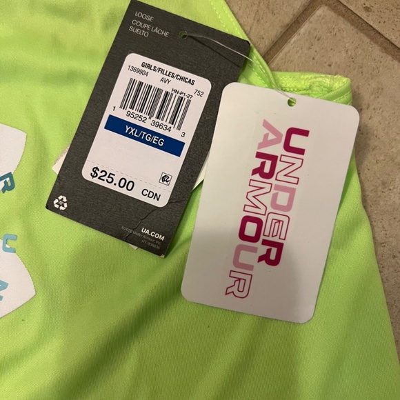 Under Armour youth top - Picture 2 of 3